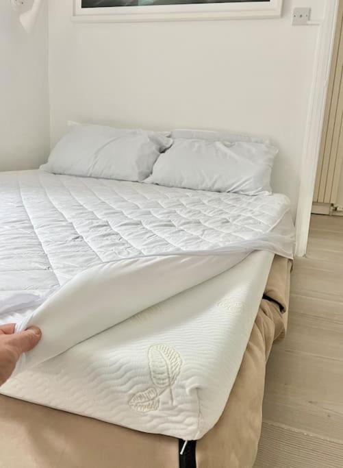 Stunning 4 Bed Flat Near Notting Hill And Hyde Park London