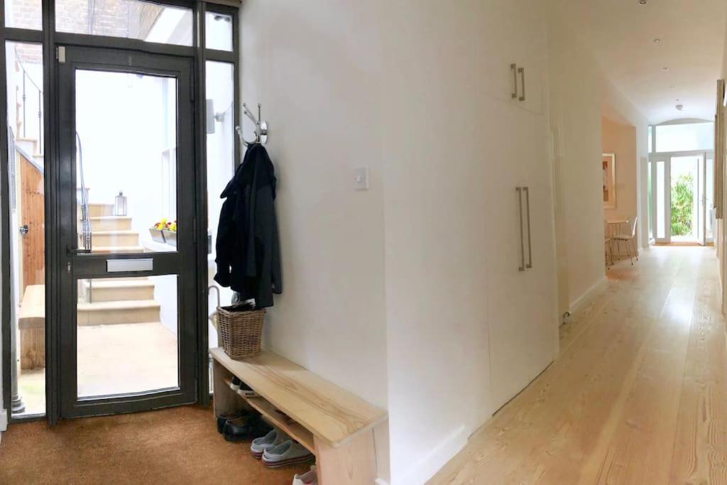 Stunning 4 Bed Flat Near Notting Hill And Hyde Park Apartment *