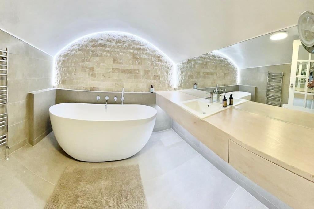 Apartment Stunning 4 Bed Flat Near Notting Hill And Hyde Park *